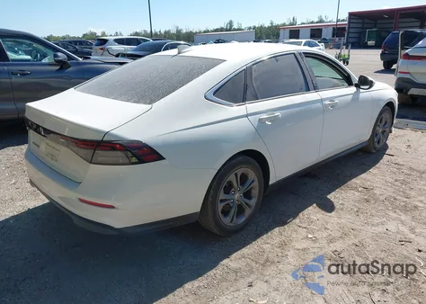 2024 Honda Accord Ex z USA, uszkodzony, nr VIN 1HGCY1F37RA002706